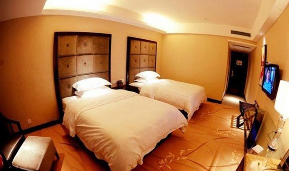 Ronghe Holiday Hotel Shiyan  Esterno foto